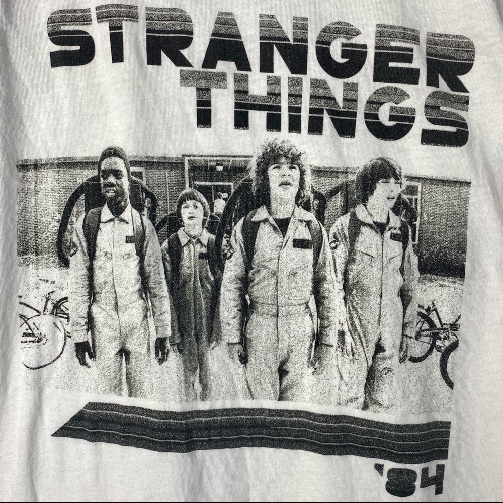 Stranger Things Ghostbuster Raglan Style Top XL